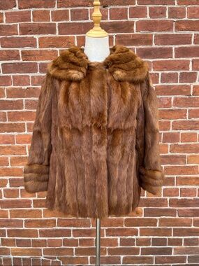 Vintage 1960s Brown Fur Collared Coat